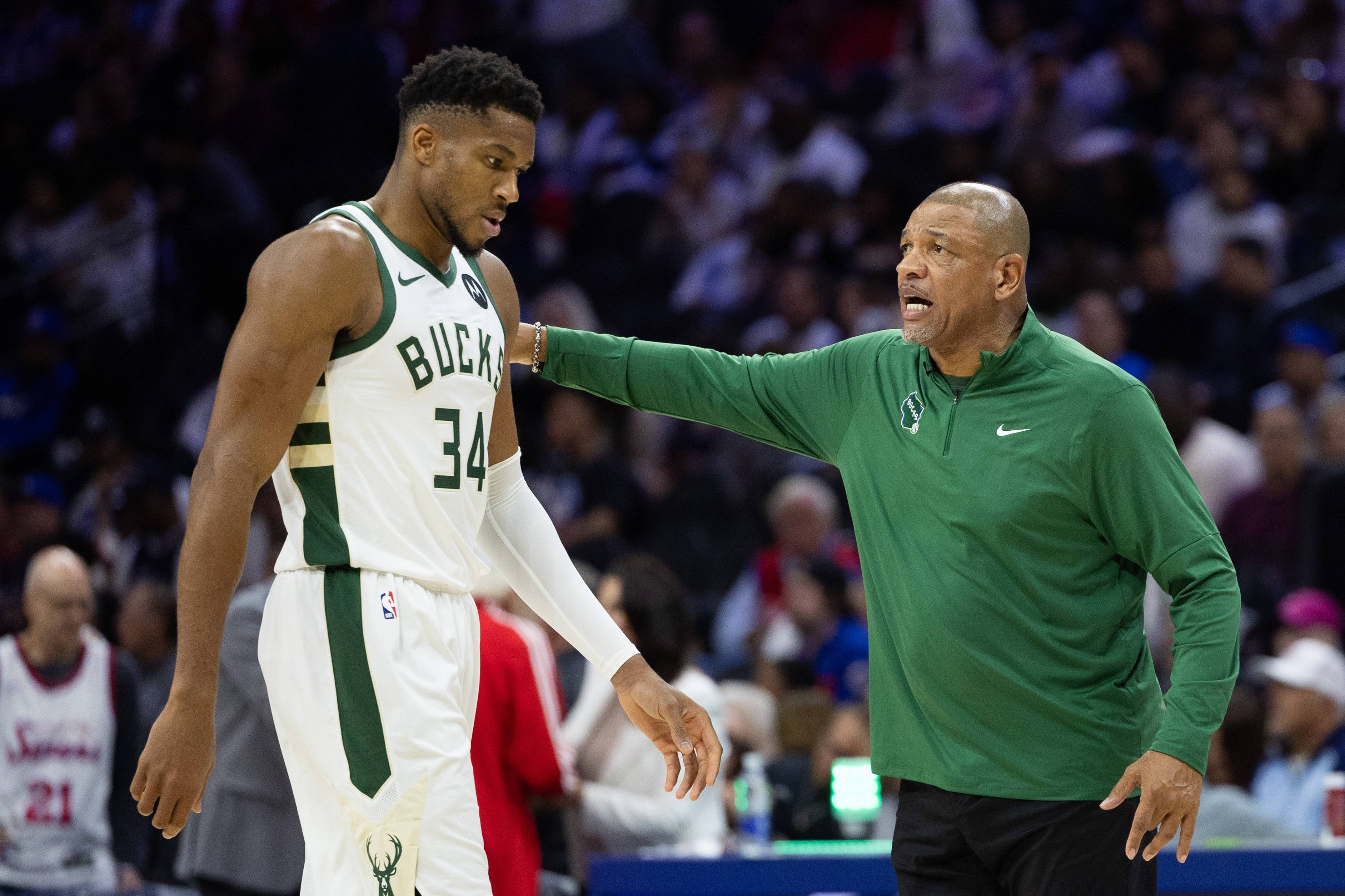 九游体育：NBA球星纪录片：讲述字母哥的成长故事