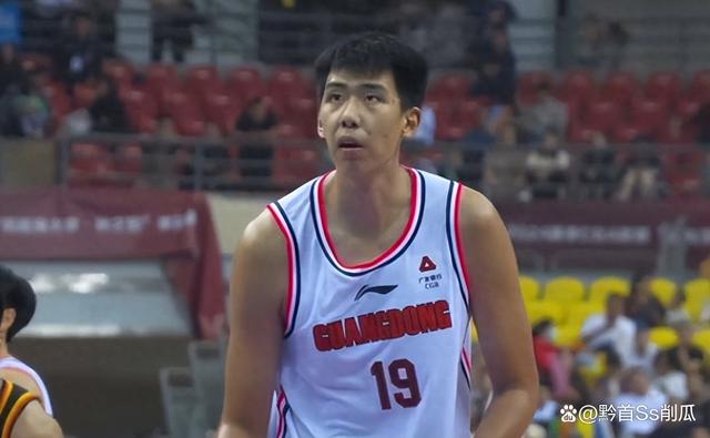 九游体育：中国足球青训新突破，年轻球员崭露头角的简单介绍