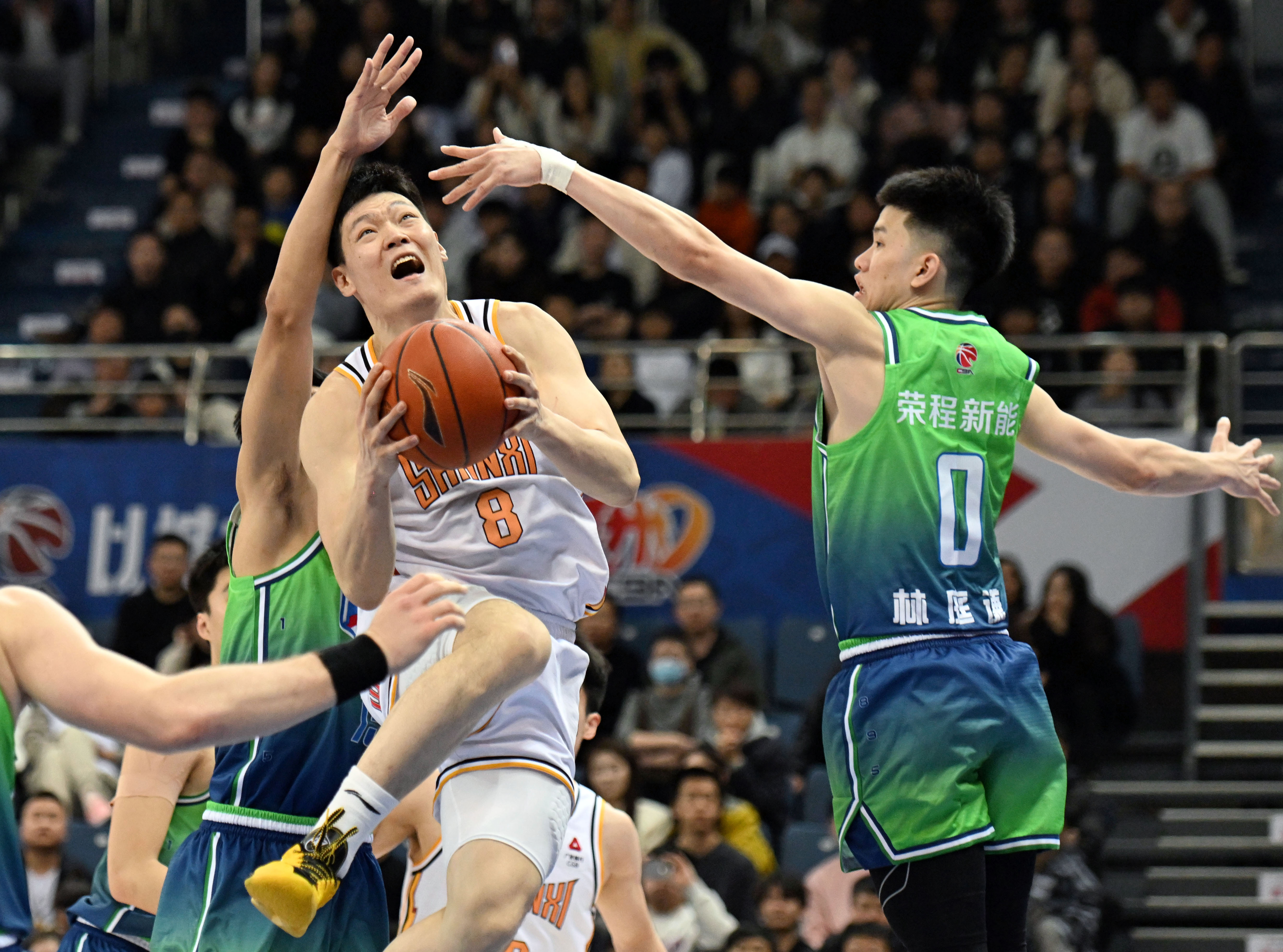 九游体育：CBA球员：海外联赛的挑战与收获的简单介绍