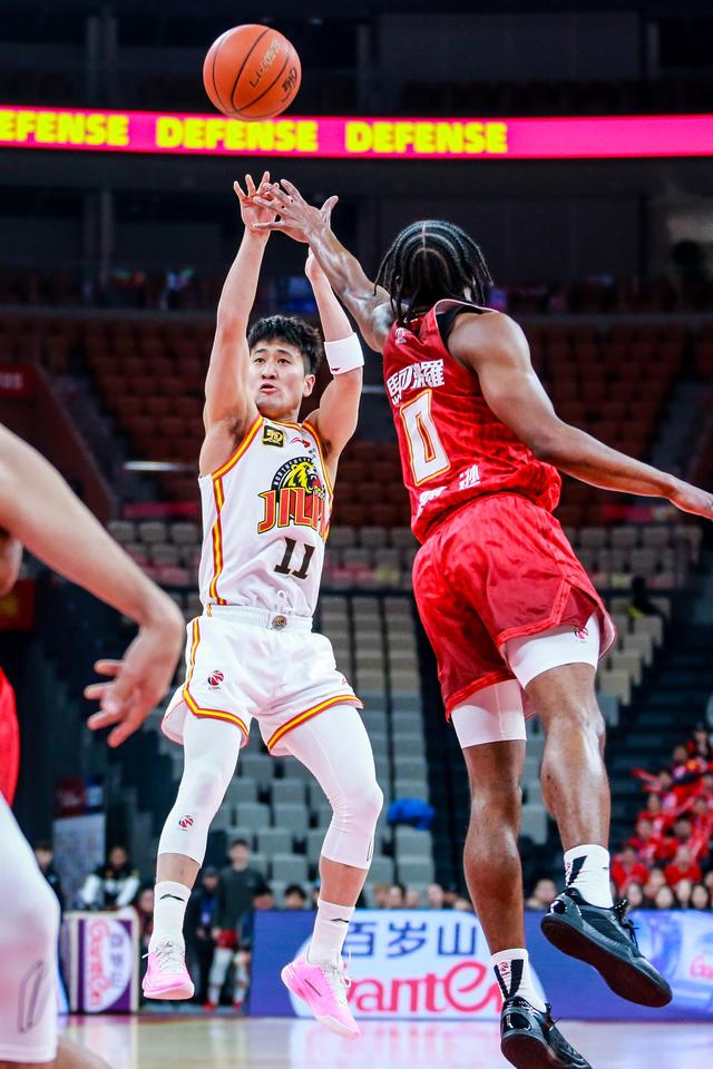 九游体育：从CBA到NBA，中国球员的留洋之路如何走得更稳的简单介绍
