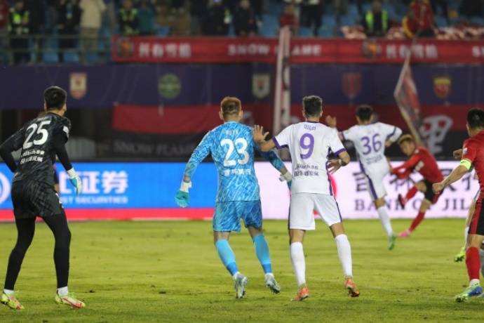 九游体育:中超联赛第九轮：比赛精彩纷呈，进球不断，球迷大呼过瘾的简单介绍