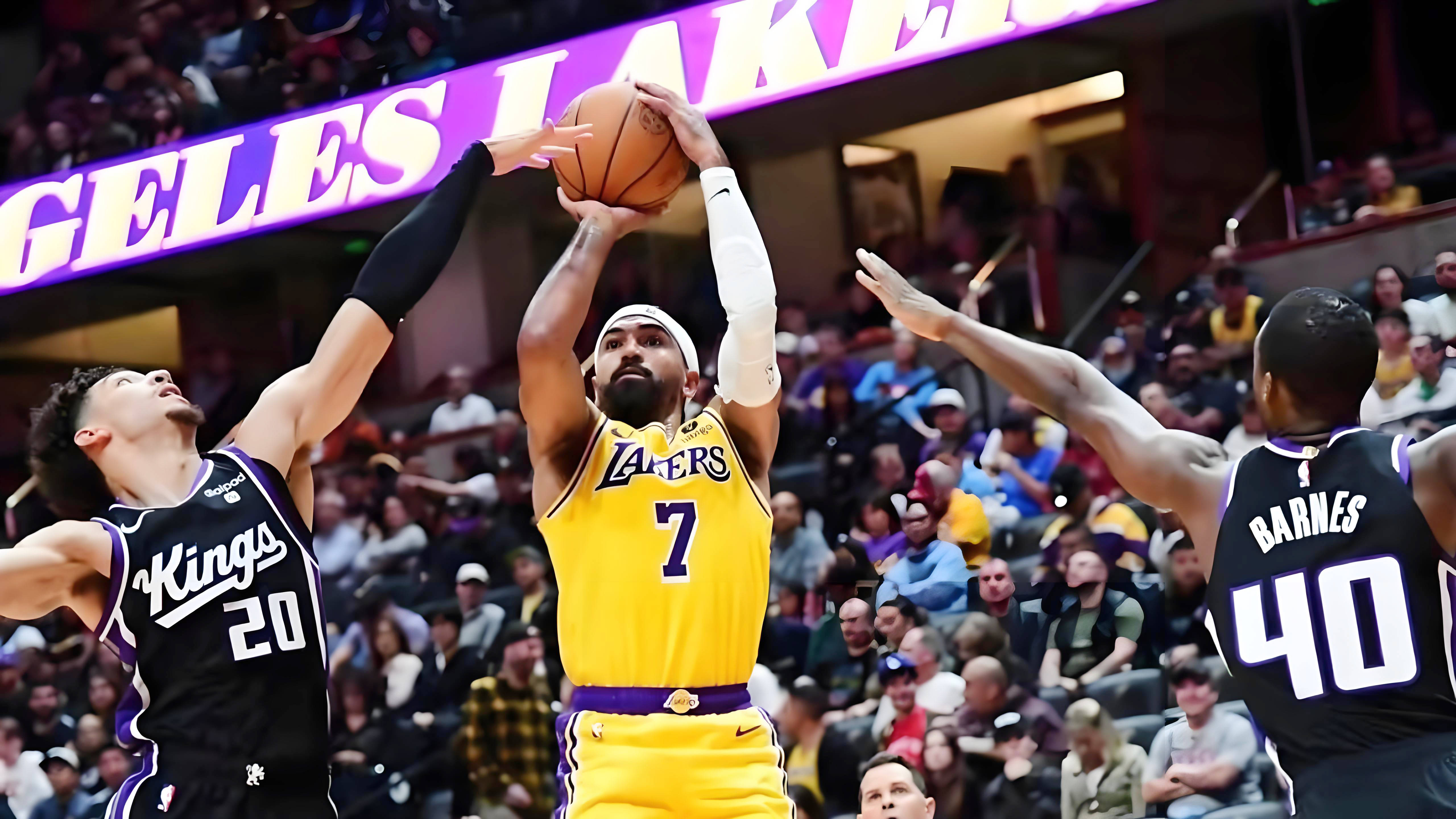 九游体育：湖人队新赛季：文森特表示将提升组织能力