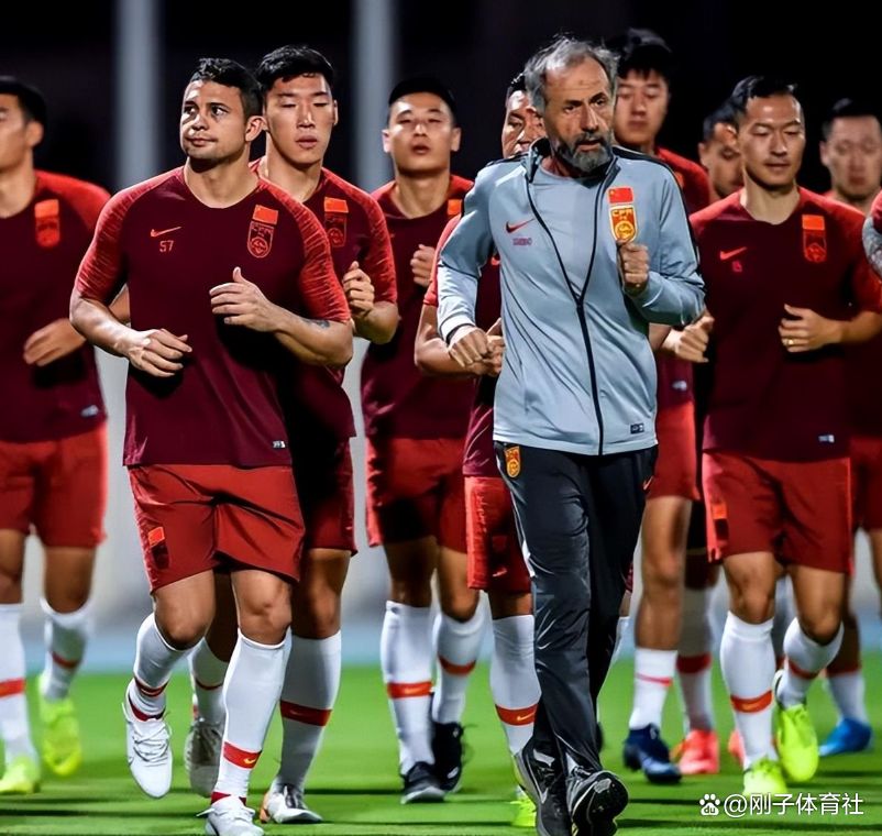 关于九游体育：国足新帅上任，带领球队冲击新高度的信息