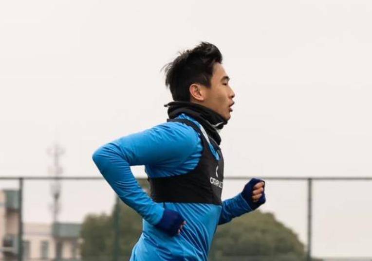 包含九游体育:中国足球留洋球员：在欧洲联赛站稳脚跟，赢得主教练信任的词条