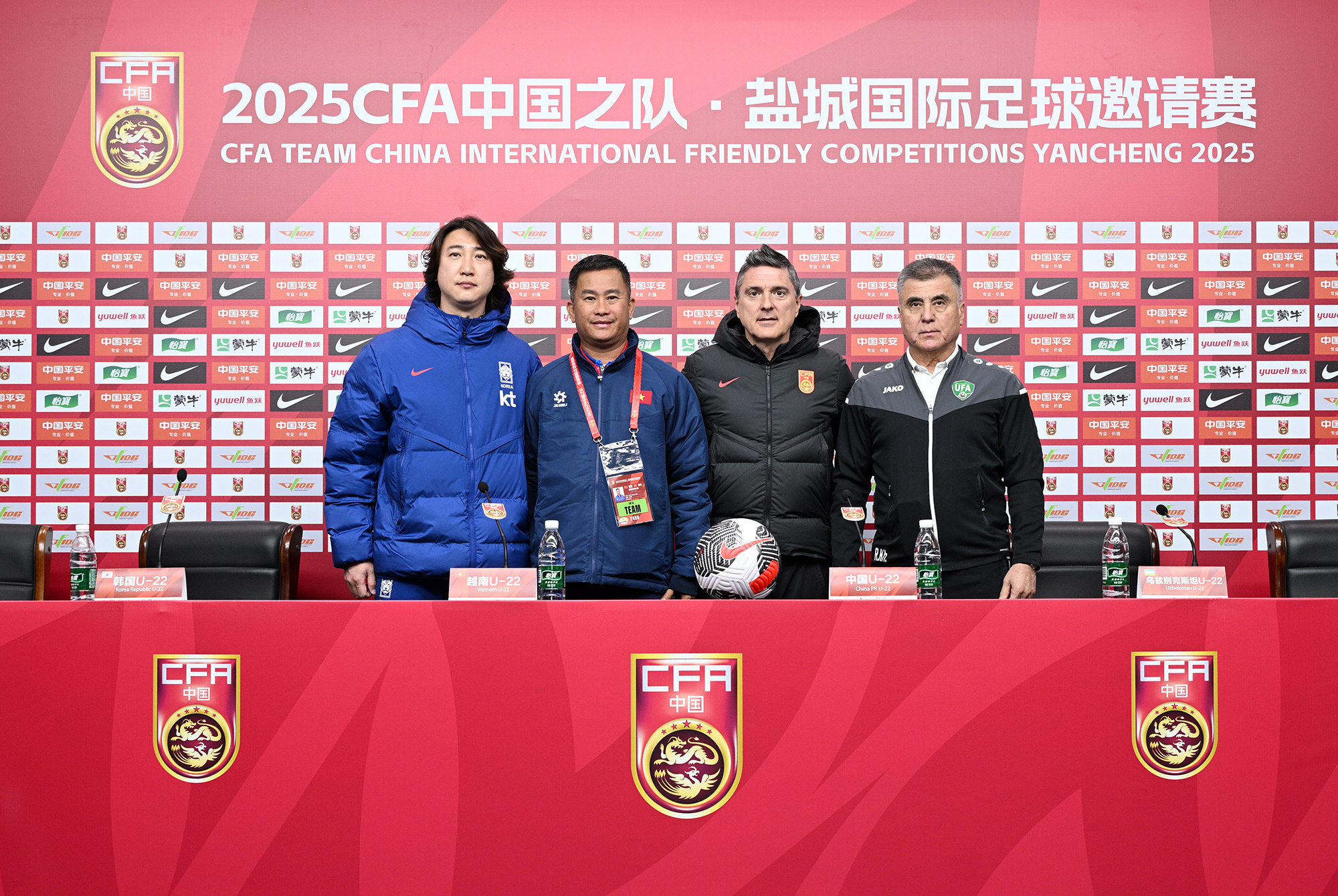 包含九游体育：中国足球新星入选国家队，未来之星备受瞩目的词条