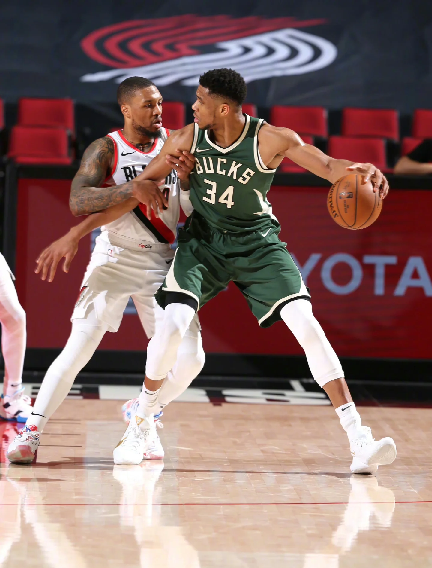 包含九游体育：球星访谈：利拉德谈加盟凯尔特人队的感受的词条