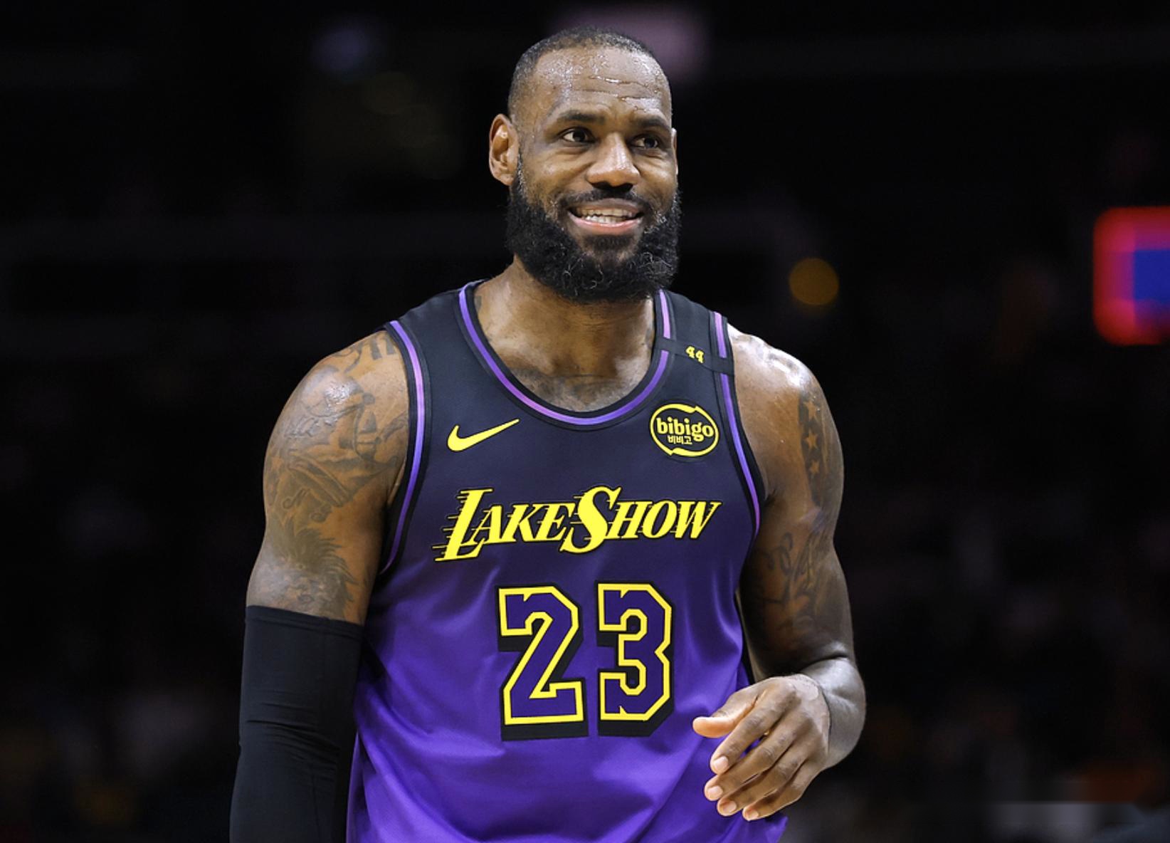 关于九游体育:湖人队新赛季目标：重返总决赛，争夺总冠军的信息