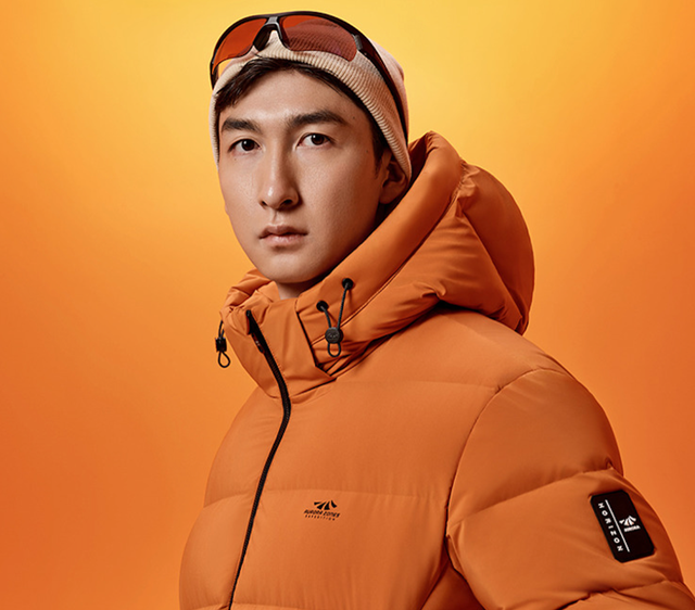 包含九游体育:运动员代言对品牌的影响：成功与风险的分析的词条