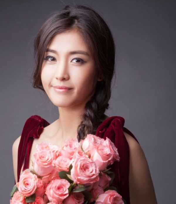 包含九游体育:中国女足门将赵丽娜“明明可以靠脸吃饭，却偏要靠实力”，球迷：女神！的词条