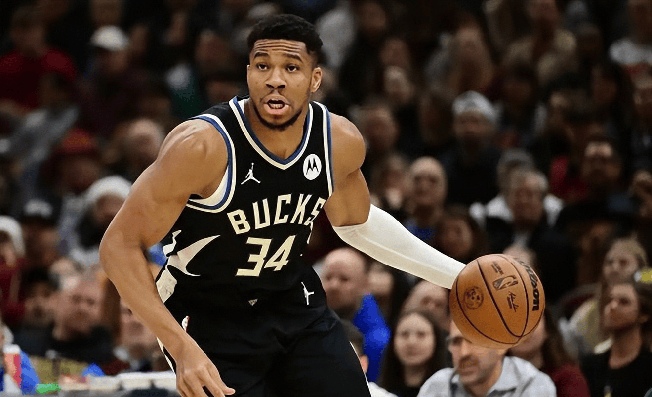 包含九游体育:雄鹿队字母哥：如何带领球队重返总决赛？的词条