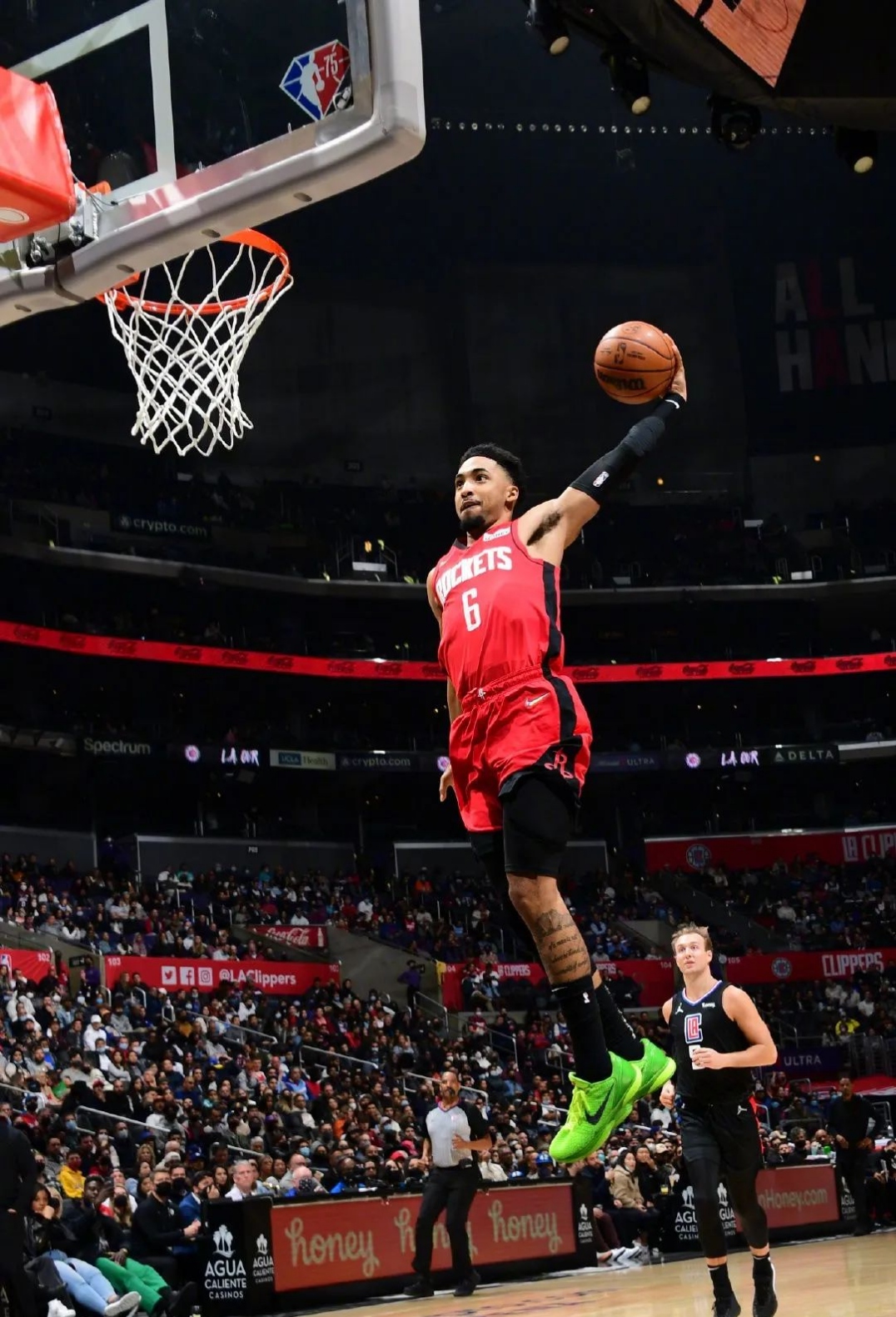 九游体育:凯尔特人队斯玛特：在新的球队扮演什么角色？